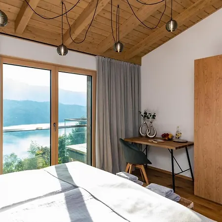 Seeblick Apartment *
